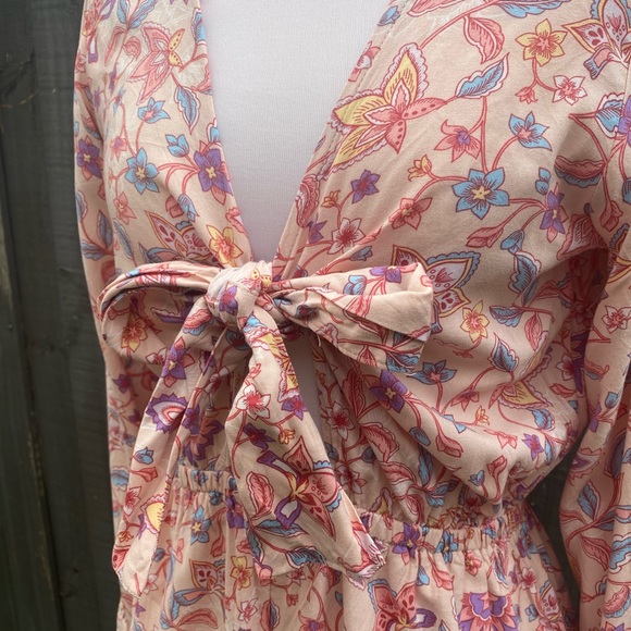 ⛔️Sold⛔️Rip Curl Pink Floral Tie Front Bella Romper AU8 - Picture 4 of 13